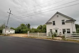 423 High St, Rumford, ME 04276 - Photo 15