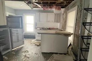 423 High St, Rumford, ME 04276 - Photo 5