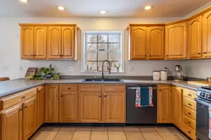 52 Mechanic St, Winterport, ME 04496 - Photo 11