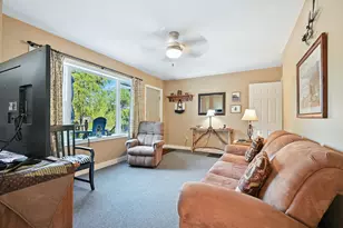 7 N Maple St, Greenville, ME 04441 - Photo 19