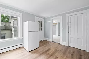 10-12 Pine St, Kittery, ME 03904 - Photo 17