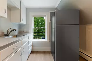 10-12 Pine St, Kittery, ME 03904 - Photo 25