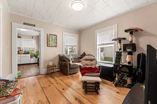 10-12 Pine St, Kittery, ME 03904 - Photo 7