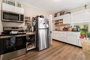 10-12 Pine St, Kittery, ME 03904 - Photo 11