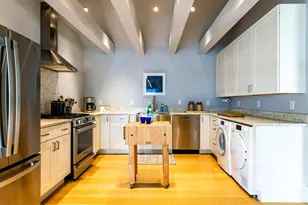 57 Grace St, Rockland, ME 04841 - Photo 3