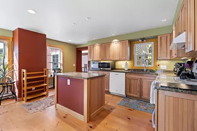 444 W Auburn Road, Auburn, ME 04210 - Photo 11