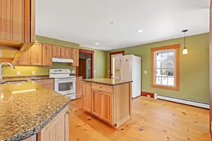 444 W Auburn Rd, Auburn, ME 04210 - Photo 9