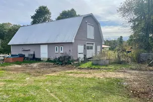 528 N Parish Rd, Turner, ME 04282 - Photo 15