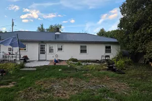 20 Burton St, Hartland, ME 04943 - Photo 5