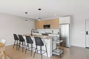 75 Chestnut St, Portland, ME 04101 - Photo 3