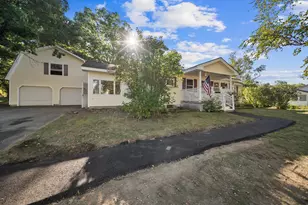 29 Thompson Rd, Veazie, ME 04401 - Photo 5