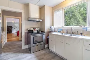 1106 Chase Rd, Veazie, ME 04401 - Photo 11