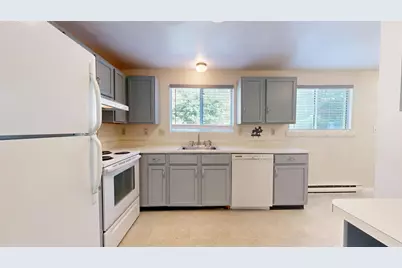 801 US Rt 1, Yorke Woods #K-3, York, ME 03904 - Photo 7