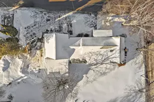 49 North St, Newport, ME 04953 - Photo 9