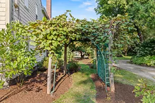 86 Pleasant St, Yarmouth, ME 04096 - Photo 51