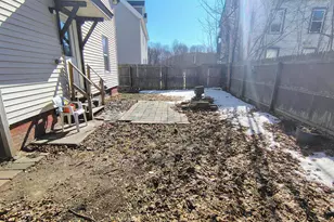 10 Rangeley Pl, Rumford, ME 04276 - Photo 5