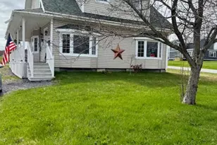 321 Main St, Van Buren, ME 04785 - Photo 1