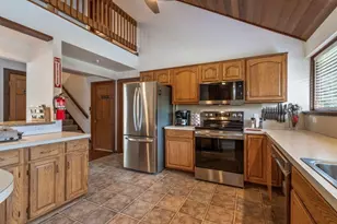 2 Flynn Rd, Raymond, ME 04071 - Photo 3