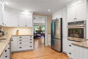 74 & 76 Bay St, Boothbay Harbor, ME 04538 - Photo 23