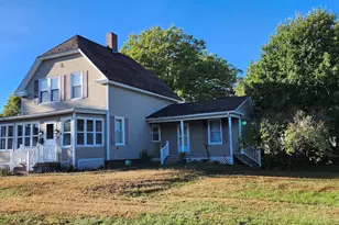 17 Bates St, Millinocket, ME 04462 - Photo 37