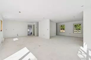 53 Lochwood Dr, Gorham, ME 04038 - Photo 3