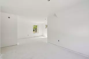 53 Lochwood Dr, Gorham, ME 04038 - Photo 11