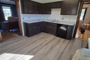 49 W Broadway, Lincoln, ME 04457 - Photo 5