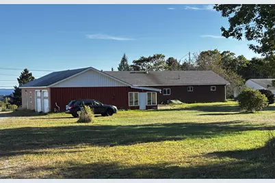 361 W Main Street, Searsport, ME 04974 - Photo 3