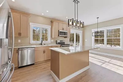 1044 Ossipee Trail W, Standish, ME 04084 - Photo 11