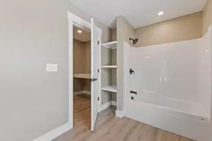 1044 Ossipee Trail W, Standish, ME 04084 - Photo 27