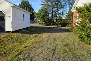 28 Dr Mann Rd, Skowhegan, ME 04976 - Photo 11
