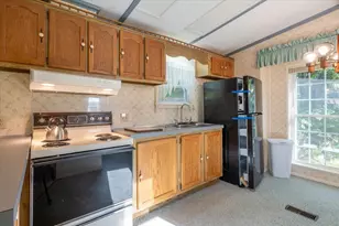 46 Cedar Dr, Warren, ME 04864 - Photo 11