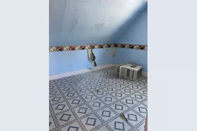 33 Pleasant Street, Calais, ME 04619 - Photo 17