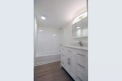 228 Water Street, Hallowell, ME 04347 - Photo 19