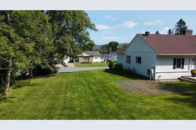 137 Fox Street, Madawaska, ME 04756 - Photo 67