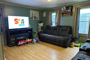 21 Pine St, Skowhegan, ME 04976 - Photo 11