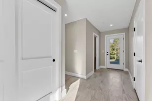 35 Fairway Commons Dr, Gorham, ME 04038 - Photo 5