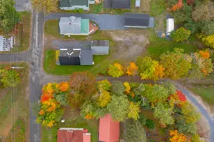 94 S Maple St, Greenville, ME 04441 - Photo 27