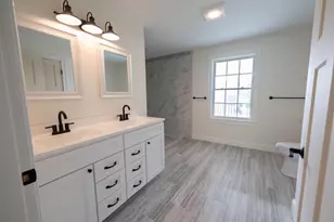 29 Pleasant St, Newcastle, ME 04553 - Photo 21
