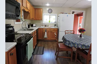 17 Baker Street, Clinton, ME 04927 - Photo 7