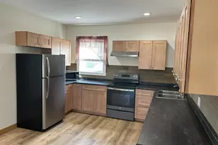 26 Central St, Millinocket, ME 04462 - Photo 7