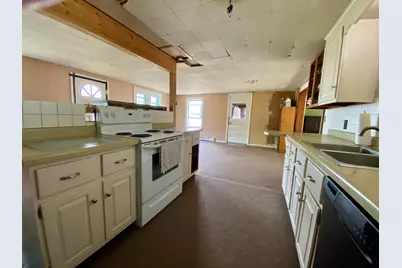 98 Auburn Road, Turner, ME 04282 - Photo 5