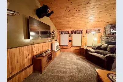 557 Enfield Road, Lincoln, ME 04457 - Photo 5