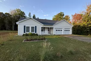 5 Chestnut St, Unity, ME 04988 - Photo 1