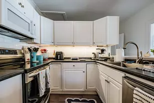 90 Main St, Yarmouth, ME 04096 - Photo 41