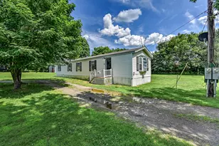 175-179 Maple Ave, Farmington, ME 04938 - Photo 17