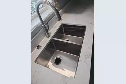 19 Alexander Drive, Biddeford, ME 04005 - Photo 7