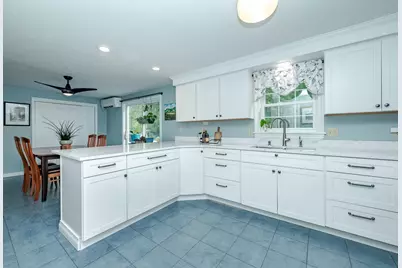 19 Alexander Drive, Biddeford, ME 04005 - Photo 9