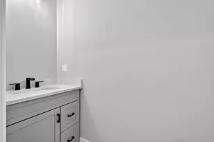 30 Fairway Commons Dr, Gorham, ME 04038 - Photo 11