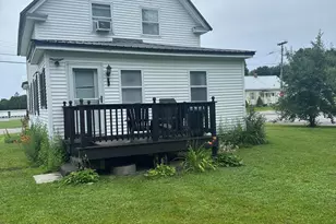 9 Maple St, East Millinocket, ME 04430 - Photo 5